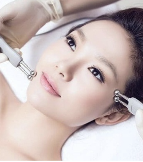 Lăn Kim Trị Sẹo Rỗ Tế Bào Nhung Hươu